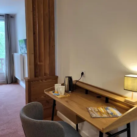 Mille100-47 - Ubaye Base Camp Hotel Faucon-de-Barcelonnette
