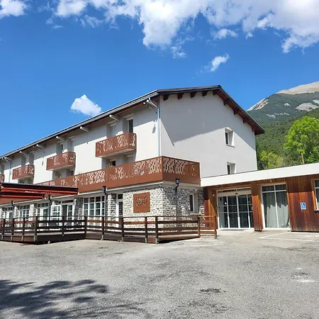 Mille100-47 - Ubaye Base Camp Hotel *