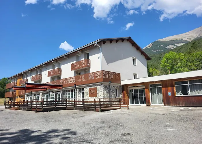Mille100-47 - Ubaye Base Camp Hotel *